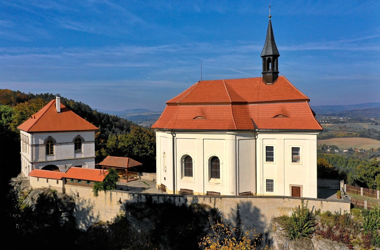 hrad valdštejn český ráj