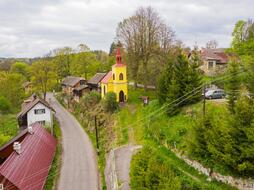 kaplica św. Wacława z 1900 roku w Kobylach