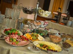 restaurace hrubá skála