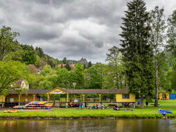 žlutá plovárna současnost