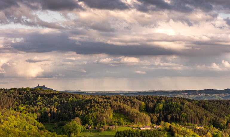 Kolem Besedických skal
