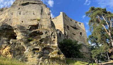 zřícenina hradu valečov český ráj