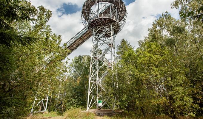 skokanský můstek rozhledna lomnice nad popelkou český ráj