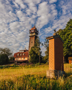 tábor rozhledna lomnice nad popelkou