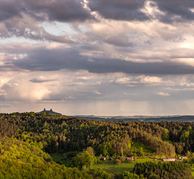 Kolem Besedických skal